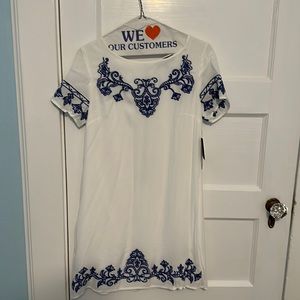 Brand new short sleeve dress from Lulus